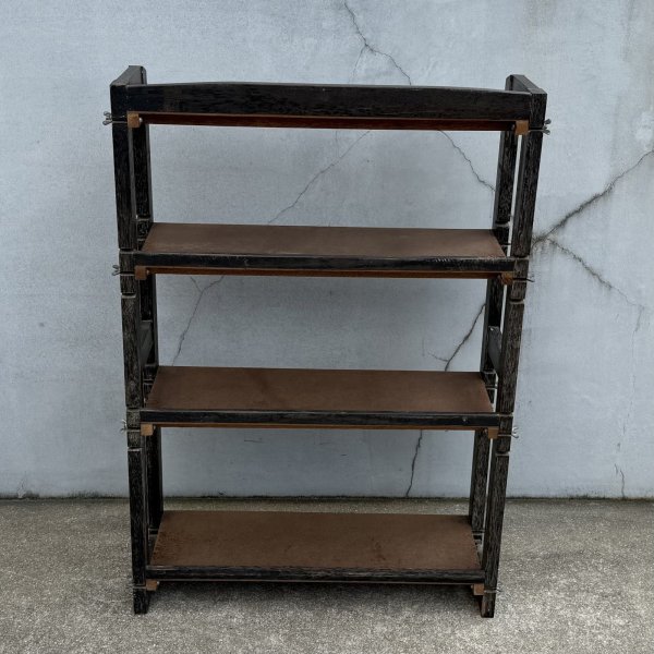 画像2: VINTAGE ANTIQUE SHELF ヴィンテージ アンティーク 本棚 飾り棚 オープンラック シェルフ  / 4段 木製 陳列棚 ディスプレイ 古家具 古道具 古民家 蔵 うぶだし 店舗什器 日本 (2)