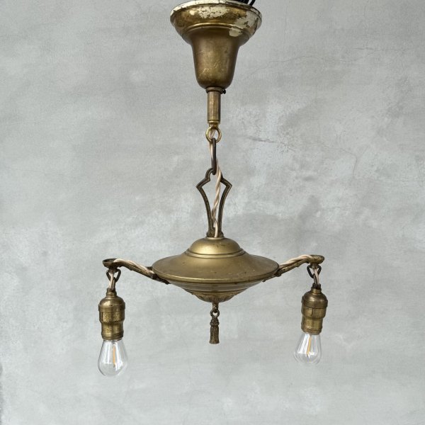 画像1: VINTAGE ANTIQUE LIGHT ヴィンテージ アンティーク シャンデリア 吊り下げライト  照明 / 2灯 ライト ペンダントランプ HUBBELL 天井照明 店舗什器 E26 アメリカ USA (4) (1)
