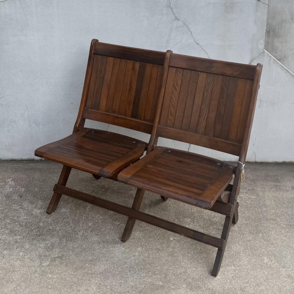 画像1: VINTAGE ANTIQUE CHAIR ヴィンテージ アンティーク 椅子 2シーター 2連 / ホールディングチェア 折り畳み椅子 ウッド 木製 家具 店舗什器 アメリカ (1)