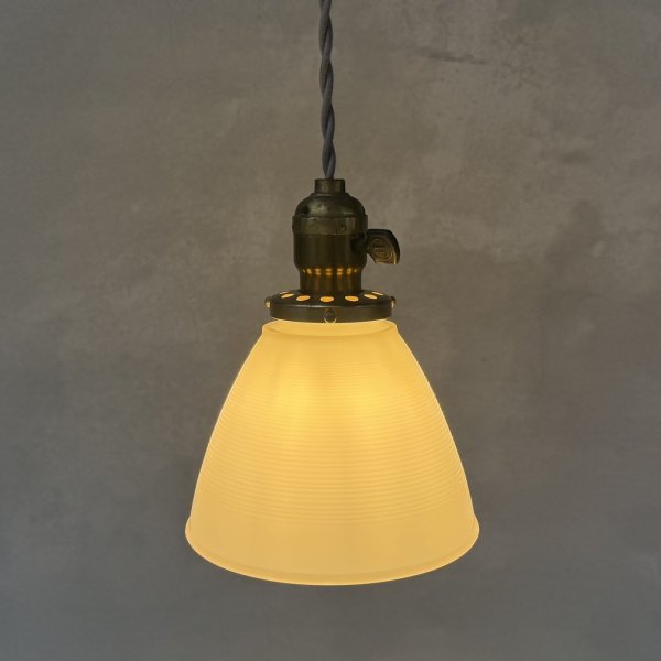 画像8: VINTAGE ANTIQUE LAMP ヴィンテージ アンティーク 吊り下げライト 天井照明 / ライト ランプ ペンダントライト ミルクガラス ガラスシェード E26 店舗什器 アメリカ (8)