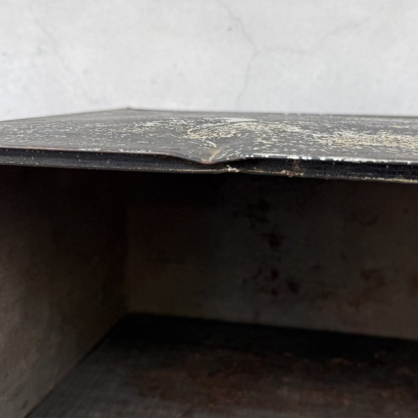 画像8: VINTAGE ANTIQUE CABINET ヴィンテージ アンティーク ボックス キャビネット / コレクタブル ディスプレイ ケース 収納 棚 箱 アドバタイジング 企業物 ブリキ 店舗什器 アメリカ USA (8)