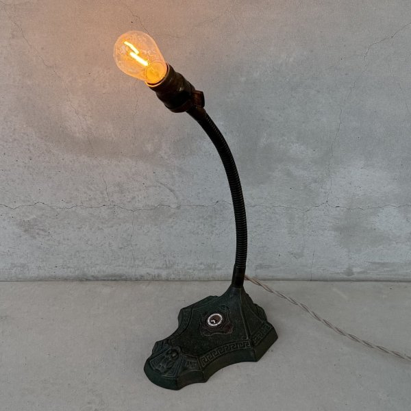 画像12: VINTAGE ANTIQUE DESKLAMP S.ROBERT SCHWARTZ&BRO ヴィンテージ アンティーク デスクランプ スタンドライト 卓上ライト テーブルランプ 照明 / グースネック フクロウ E26 店舗什器 アメリカ (12)