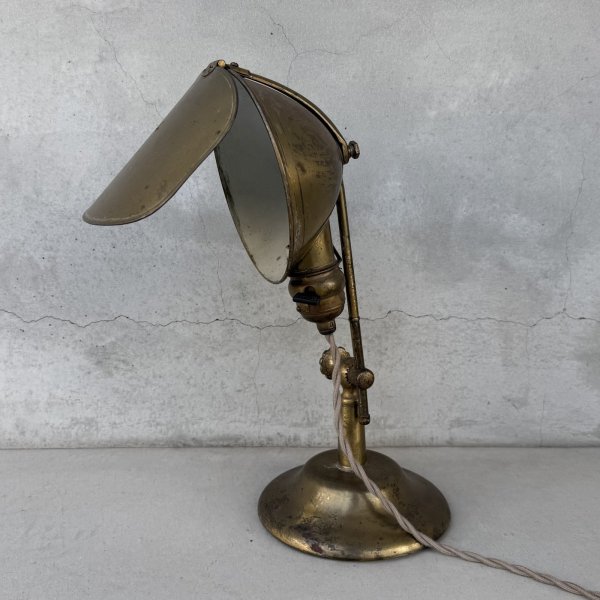 画像4: VINTAGE ANTIQUE DESKLAMP LYHNE リーン ヴィンテージ アンティーク デスクランプ スタンドライト 卓上ライト テーブルランプ 照明 / コレクタブル 作業用ランプ 真鍮 E26 店舗什器 アメリカ (4)