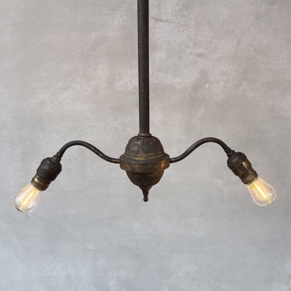 画像11: VINTAGE ANTIQUE LIGHT ヴィンテージ アンティーク 吊り下げライト 天井照明 / 2灯 コレクタブル シーリングランプ 真鍮 E26 店舗什器 アメリカ USA (11)