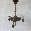 画像1: VINTAGE ANTIQUE LIGHT ヴィンテージ アンティーク シャンデリア パンライト 吊り下げライト  天井照明 / 3灯 ライト ペンダントランプ GE 真鍮 店舗什器 E26 アメリカ USA (1)