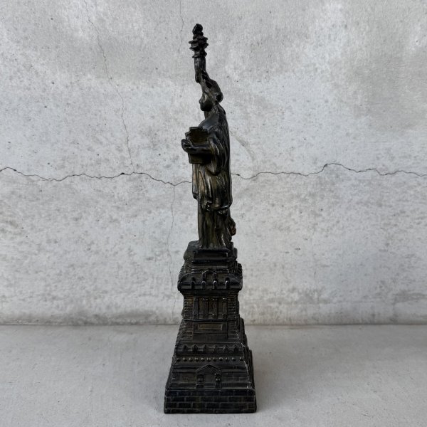 画像4: VINTAGE ANTIQUE STATUE OF LIBERTY  FIGURE ヴィンテージ アンティーク 自由の女神 / コレクタブル オブジェ インテリア ディスプレイ 置物 雑貨 アメリカ (4) (4)