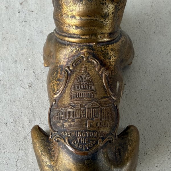 画像8: VINTAGE ANTIQUE FRENCH BULLDOG FIGURE JENNINGS BROTHERS WASHINGTON D.C. THE CAPITOL ヴィンテージ アンティーク フレンチブルドッグ オブジェ 置物 ジェニングス ブラザーズ / コレクタブル ディスプレイ ペーパーウェイト ワシントン州議会議事堂 犬 動物 鋳物 アメリカ  (8)