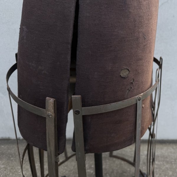 画像10: VINTAGE ANTIQUE DRESS FORM TORSO ヴィンテージ アンティーク ドレスフォーム トルソー マネキン ボディー / ディスプレイ アパレル 服屋 店舗什器 アメリカ (10)