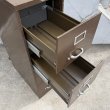 画像8: VINTAGE ANTIQUE FILE CABUNET ART METAL ヴィンテージ アンティーク メタルキャビネット ファイルキャビネット / 書類入れ 引き出し 収納棚 4段 アイアン 事務所 店舗什器 アメリカ (8)