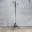 画像1: VINTAGE ANTIQUE COAT RACK JAPANNED ヴィンテージ アンティーク コートラック クロージングラック ハンガーラック ジャパンド / コレクタブル ディスプレイ ジャパンフィニッシュ 家具 服屋 店舗 什器 アメリカ (1)
