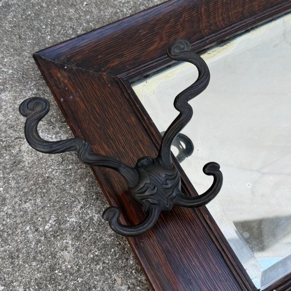 画像7: VINTAGE ANTIQUE WALL MIRROR  HAT RACK ヴィンテージ アンティーク 鏡 ミラー  壁掛けミラー ウォールミラー ハットラック / フック付き インテリア ウッド 木製 店舗什器 アメリカ  (7)