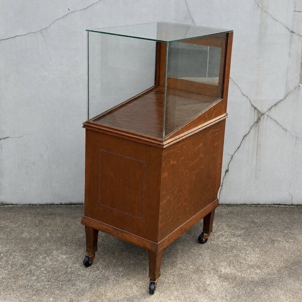 画像1: VINTAGE ANTIQUE  SHOWCASE PEN DISPLAY CABINET ヴィンテージ アンティーク ショーケース ガラスケース ディスプレイケース 陳列ケース / ペン ウッド 木製 家具  店舗什器 アメリカ (1)