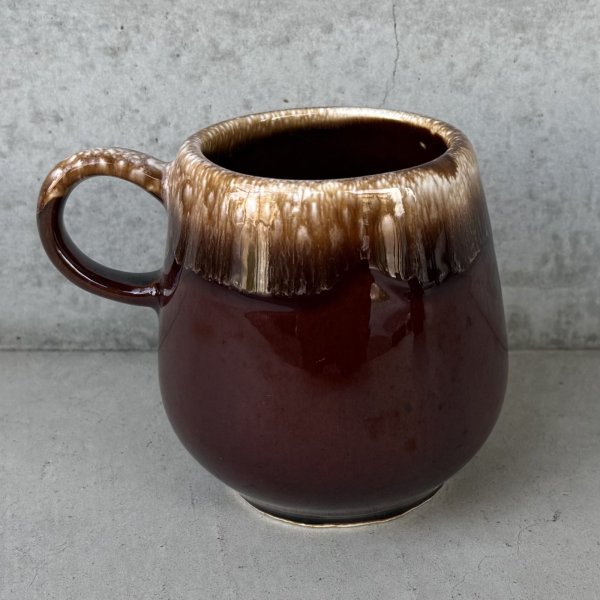画像2: VINTAGE ANTIQUE MCCOY POTTERY MUGCUP ヴィンテージ アンティーク マッコイ マグカップ コップ 食器 陶器 ブラウンドリップ / コーヒーカップ 茶色 カフェ 喫茶店 店舗什器 アメリカ m (2)