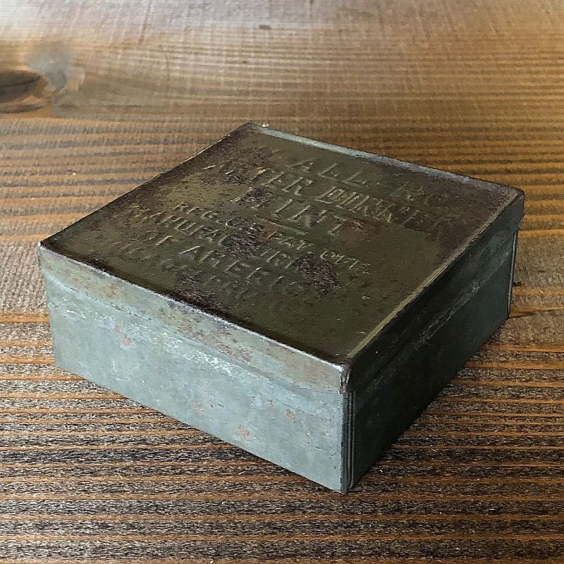 Vintage After Dinner Mint Tin ヴィンテージ 缶 アメリカ ブリキ 小物入れ 収納 Rust Leather